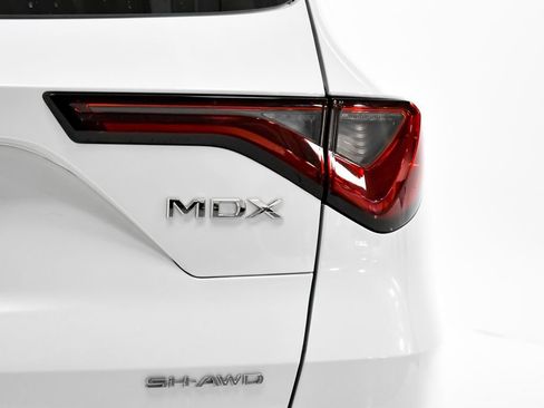 Used 2024 Acura MDX A-Spec image 32