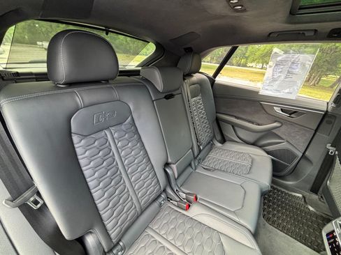 Used 2025 Audi RS Q8 performance AWD/4WD image 22