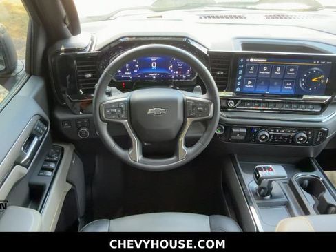Used 2025 Chevrolet Silverado 1500 ZR2 AWD/4WD image 15