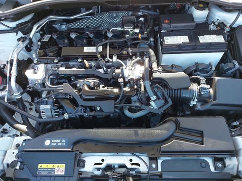 Used 2022 Toyota Corolla Cross L image 30