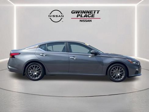 Used 2019 Nissan Altima 2.5 S FWD image 26