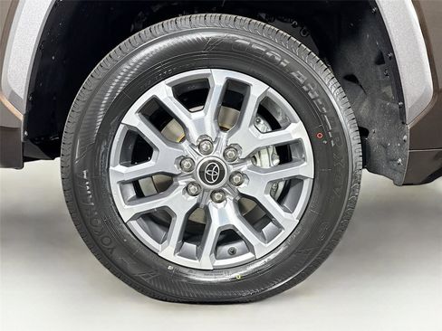 Used 2024 Toyota Tundra 1794 Edition image 12