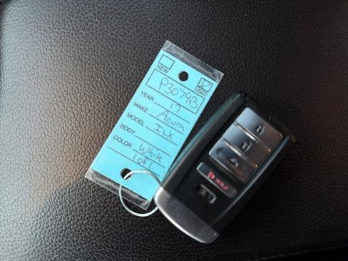 Used 2017 Acura ILX image 26