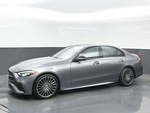 Used 2023 Mercedes-Benz C 300 Sedan image 2