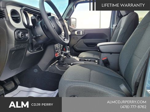 New 2026 Jeep Gladiator Mojave AWD/4WD image 6