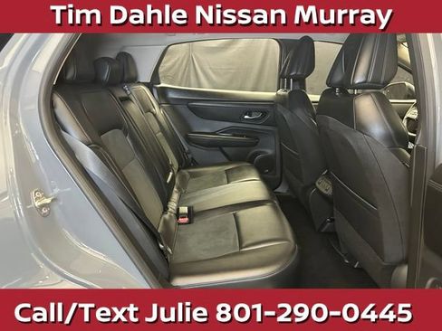 Used 2023 Nissan Ariya FWD image 18