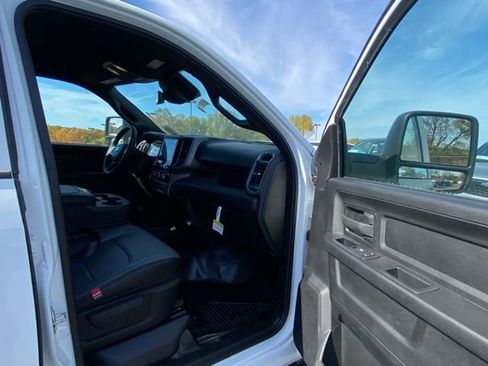 New 2023 RAM 3500 Tradesman w/ Safety Group image 26