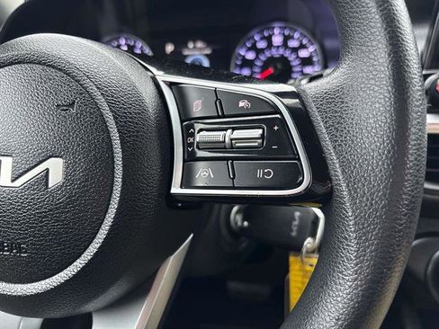 Used 2023 Kia Forte LXS image 18