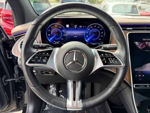 Used 2023 Mercedes-Benz EQE 350+ SUV image 17