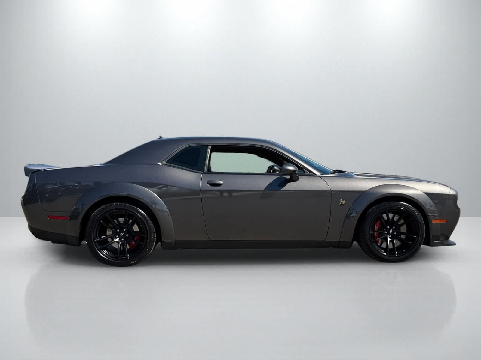 Used 2022 Dodge Challenger R/T Scat Pack RWD image 8