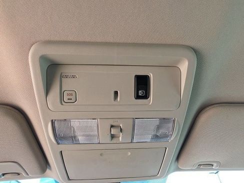 Used 2017 Nissan Titan Platinum Reserve image 21