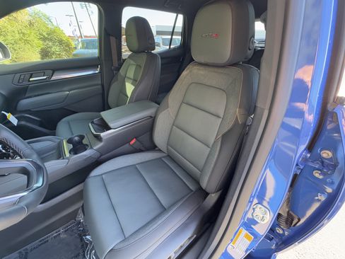 New 2026 GMC Terrain AT4 w/ Convenience Package III image 16