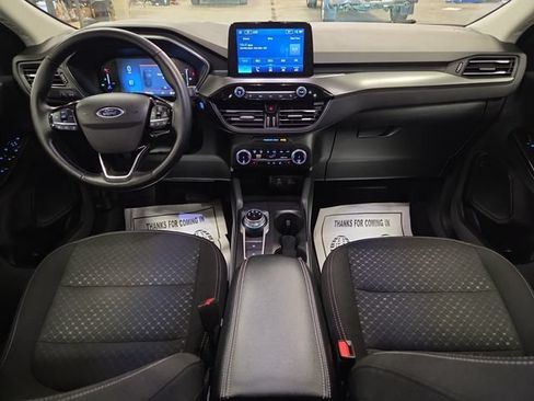 Used 2025 Ford Escape Active AWD/4WD image 21