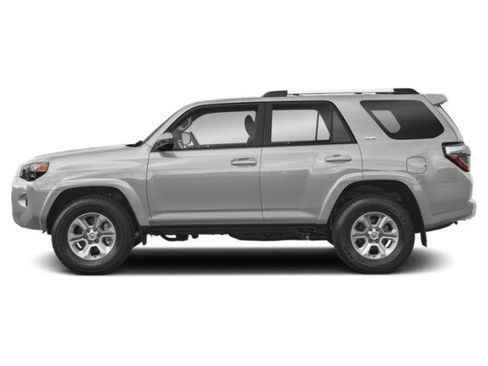 Used 2022 Toyota 4Runner SR5 Premium image 3