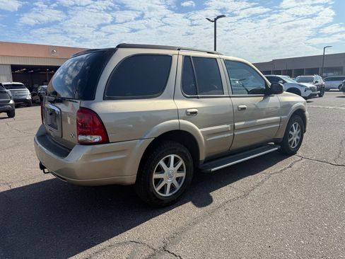 Used 2005 Buick Rainier CXL RWD image 5