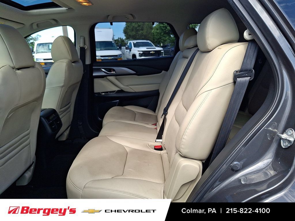 Used 2019 MAZDA CX-9 Touring w/ Touring Premium Package AWD/4WD image 12