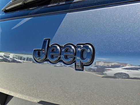 Used 2023 Jeep Grand Cherokee L Laredo AWD/4WD image 35