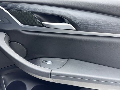 Used 2025 BMW X4 xDrive30i image 53