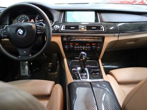Used 2015 BMW 750Li xDrive AWD/4WD image 2