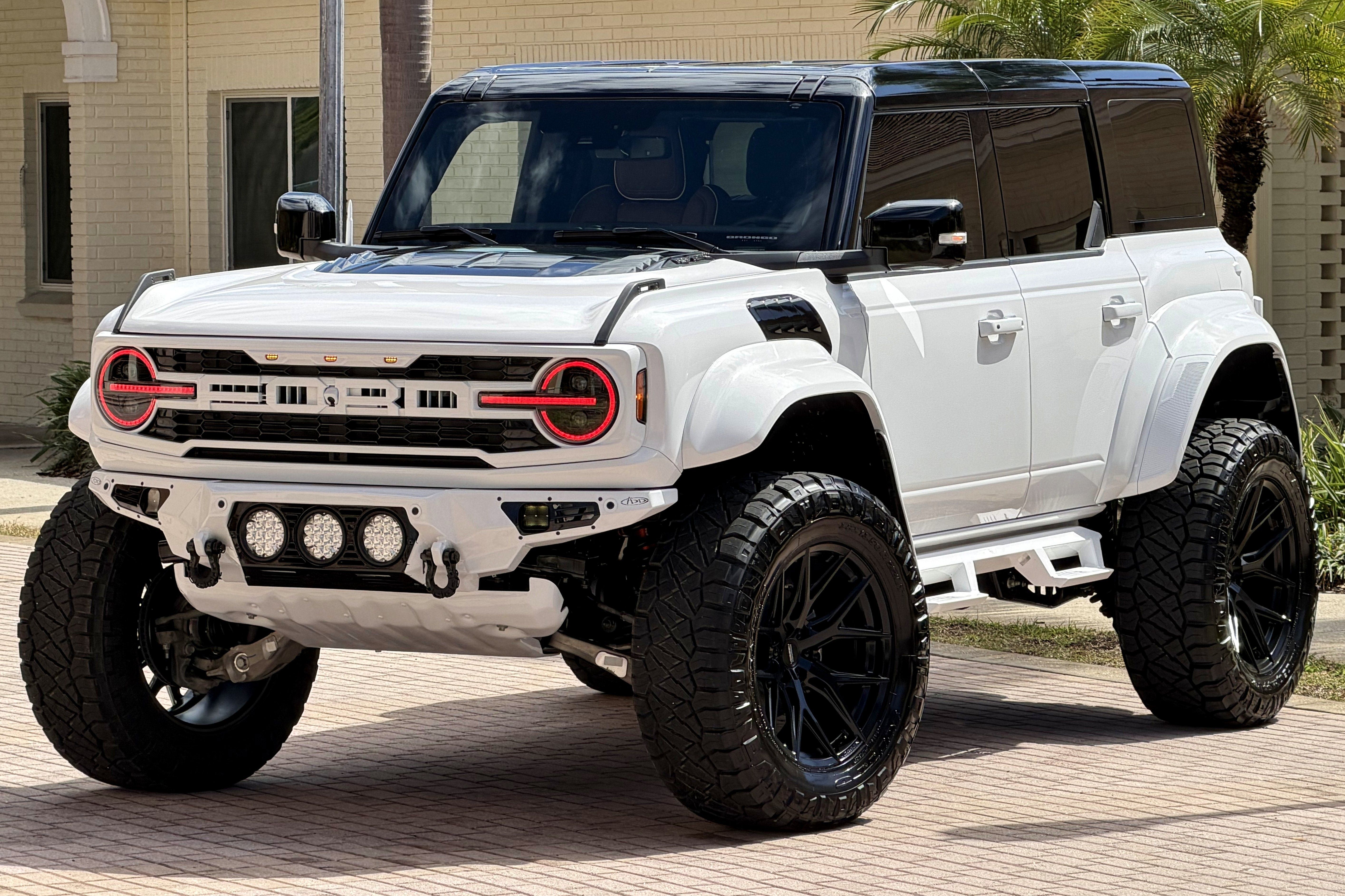 Used 2026 Ford Bronco Raptor AWD/4WD image 1
