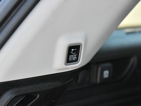 Used 2023 Jeep Grand Cherokee 4WD 4xe image 49