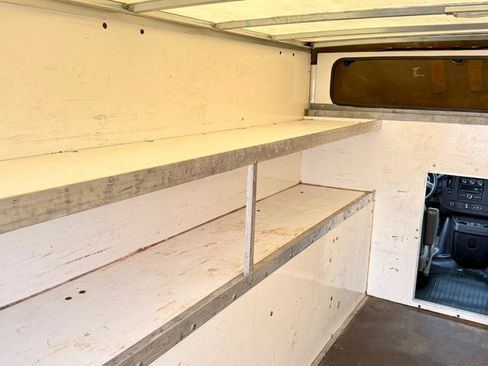 Used 2018 Chevrolet Express 3500 w/ Power Convenience Package image 11