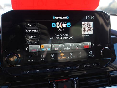 Used 2023 Nissan Pathfinder Platinum w/ Black Appearance Package image 29