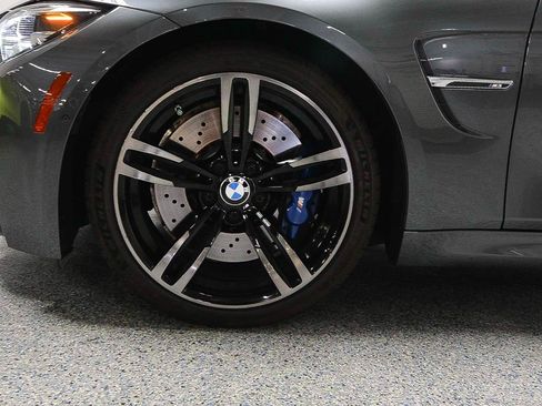 Used 2018 BMW M3 RWD image 5