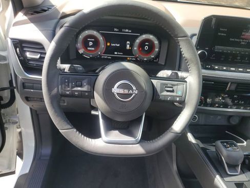 Certified 2023 Nissan Rogue Platinum w/ Platinum Premium Package image 16