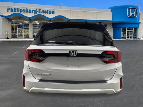 New 2026 Honda Odyssey EX-L image 4