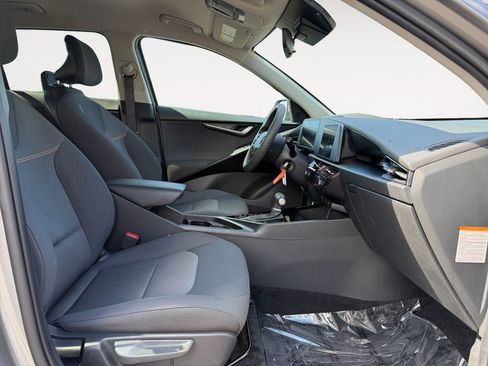 Used 2025 Kia Niro LX FWD image 24