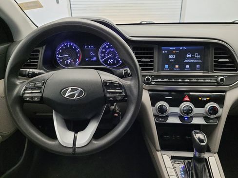 Used 2019 Hyundai Elantra SEL image 22