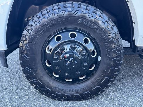Used 2024 RAM 3500 Limited w/ Night Edition image 37