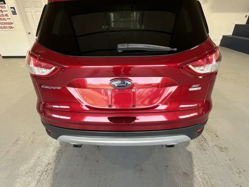 Used 2016 Ford Escape SE w/ SE Leather Comfort Package AWD/4WD image 3
