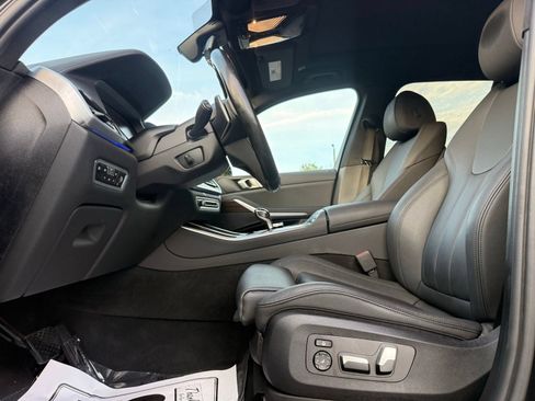 Used 2019 BMW X5 xDrive40i w/ Convenience Package AWD/4WD image 15
