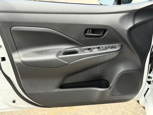Used 2025 Nissan Versa S w/ Trunk Package FWD image 19