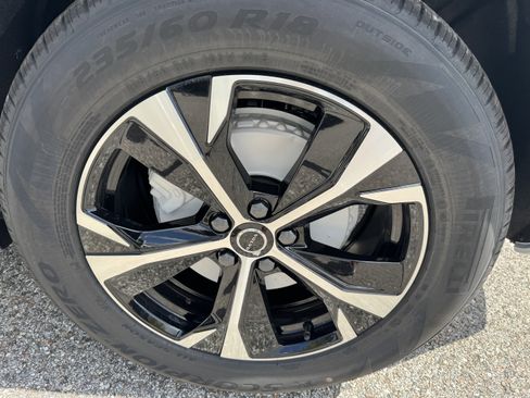 New 2026 Volvo XC60 B5 Core w/ Protection Package image 30