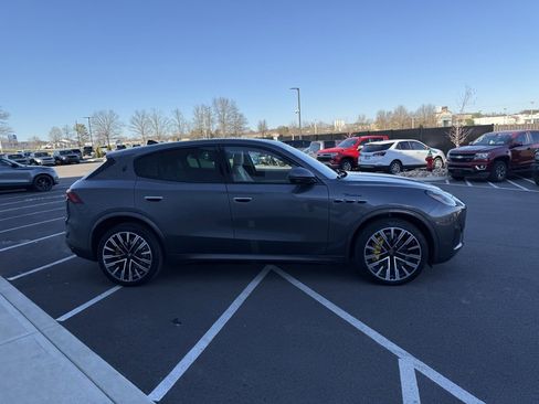 Used 2023 Maserati Grecale Modena image 6