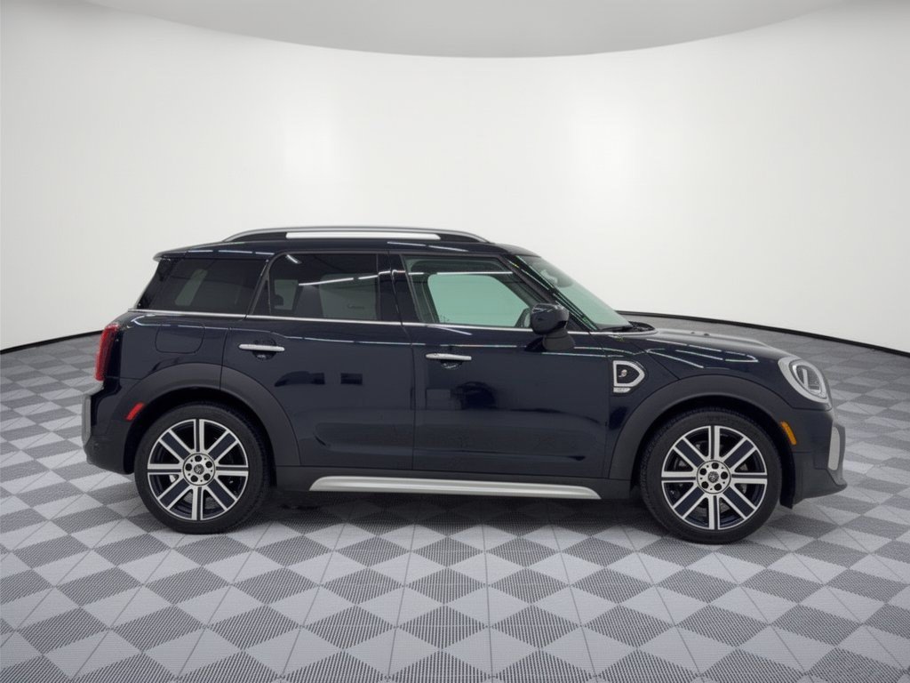 Used 2021 MINI Cooper Countryman S FWD image 8