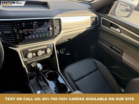 Used 2022 Volkswagen Atlas Cross Sport SE image 23