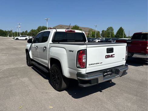 Used 2017 GMC Canyon SLT w/ Driver Alert Package AWD/4WD image 3