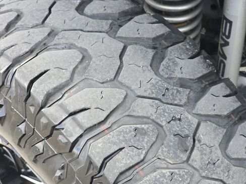 Used 2022 Jeep Wrangler Willys image 4