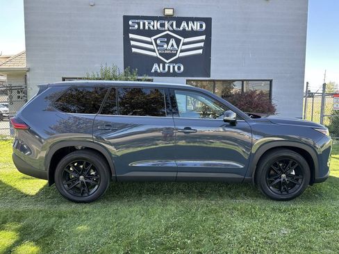 Used 2025 Toyota Grand Highlander AWD Hybrid image 5