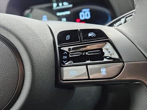New 2026 Hyundai Elantra SEL Sport FWD image 14