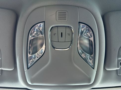 Used 2022 Jeep Compass Limited AWD/4WD image 29