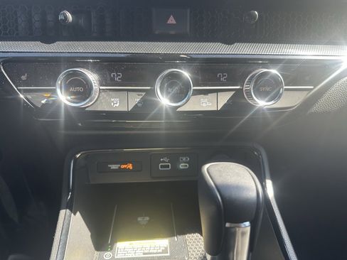 Used 2023 Honda CR-V Sport Touring image 23