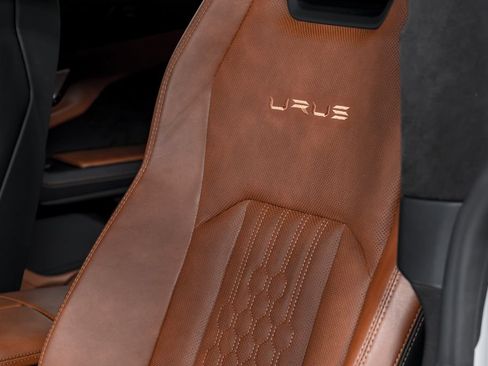 Used 2023 Lamborghini Urus S AWD/4WD image 22
