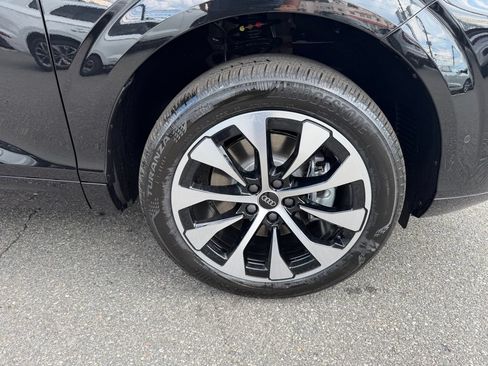 New 2026 Audi Q3 quattro 2.0T AWD/4WD image 11