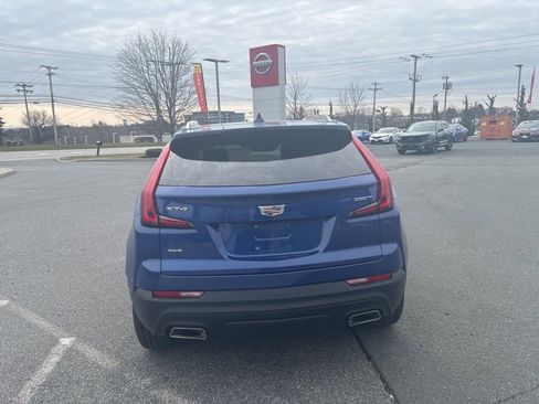 Used 2021 Cadillac XT4 Luxury w/ Cold Weather Package image 6