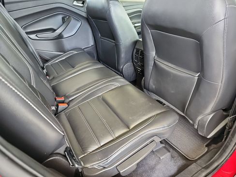 Used 2018 Ford Escape Titanium AWD/4WD image 14